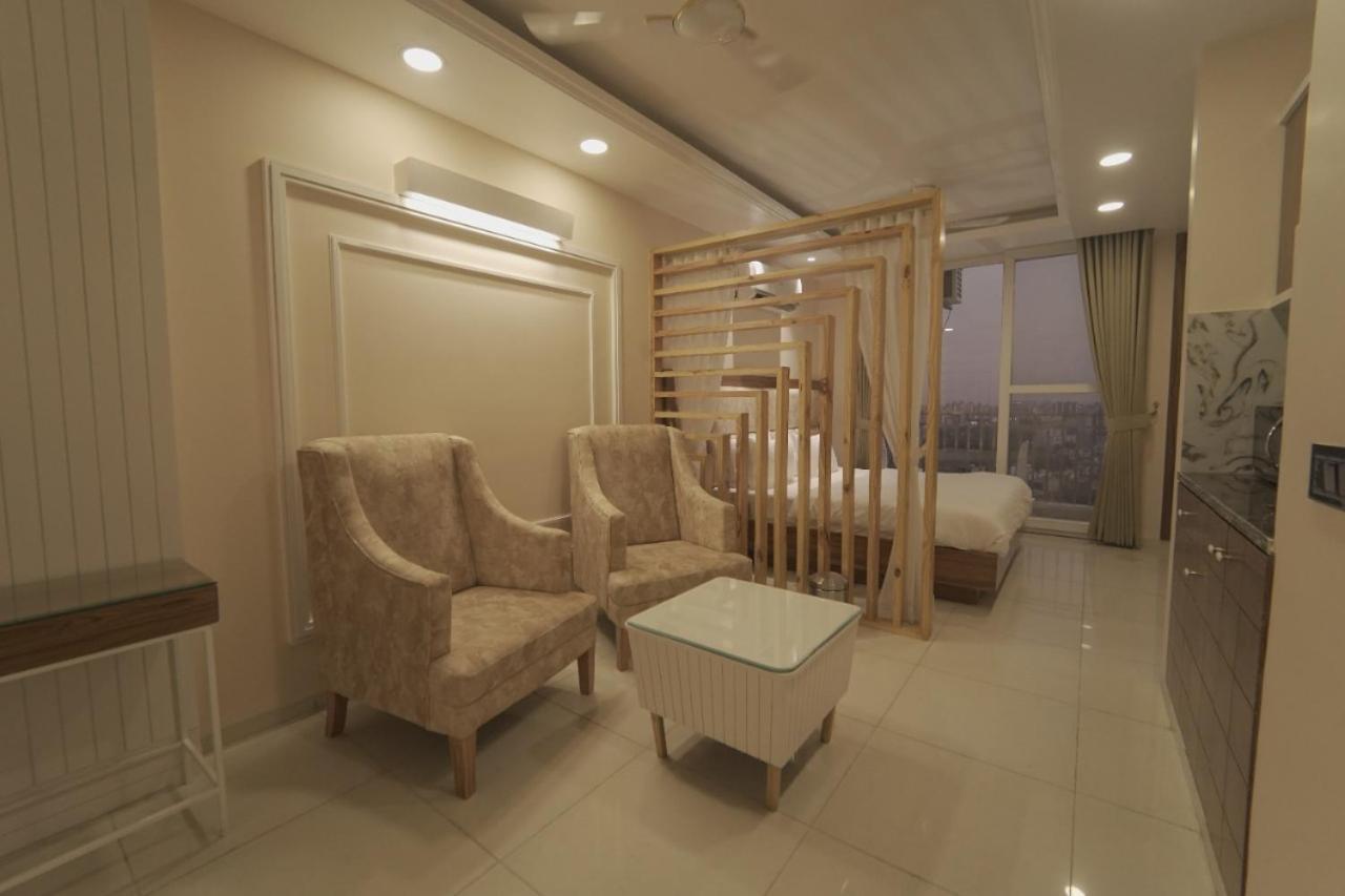 Myst Luxury Stays Zirakpur Exterior photo